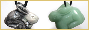 Hase mit Band / Kette