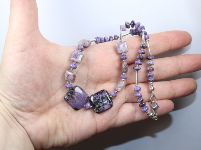 Charoit mit Silber 925