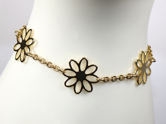 Halskette aus Armband