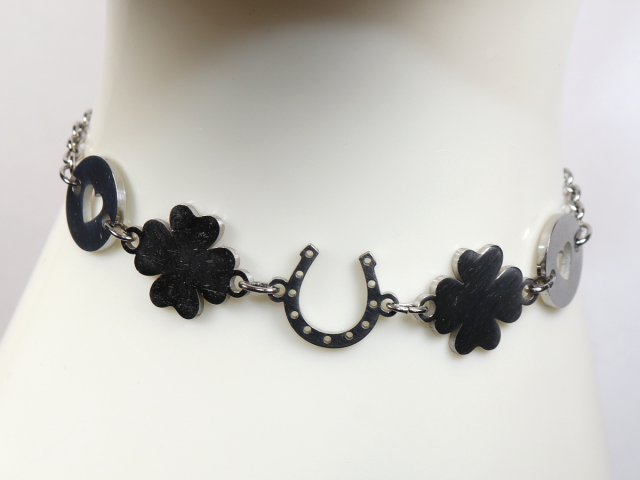 Armband aus Edelstahl