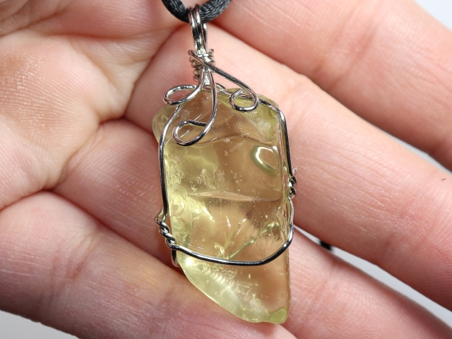 Lemonquarz mit Band oder Silber 925
