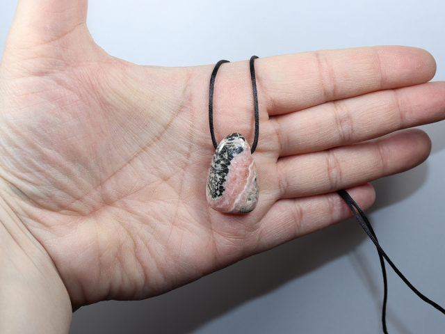 rhodochrosite with cord or silver 925