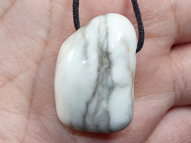 howlite with cord or silver 925