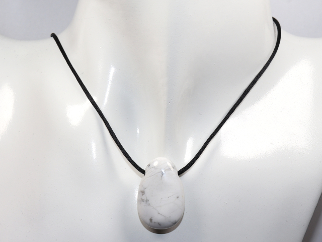 magnesite with cord or silver 925