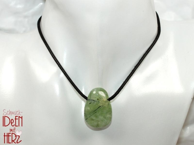 Prehnite with epidote on cord