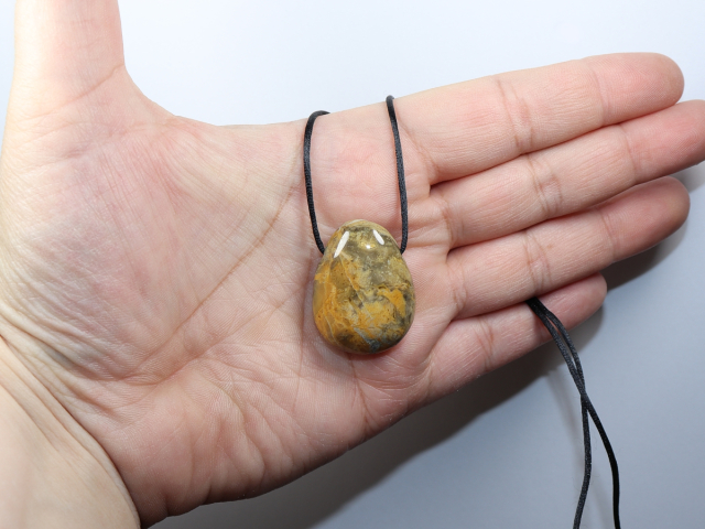 crazy lace agate with cord or silver 925
