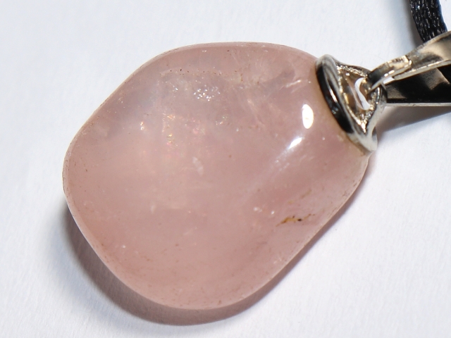 Rosenquarz mit Band oder Silber 925