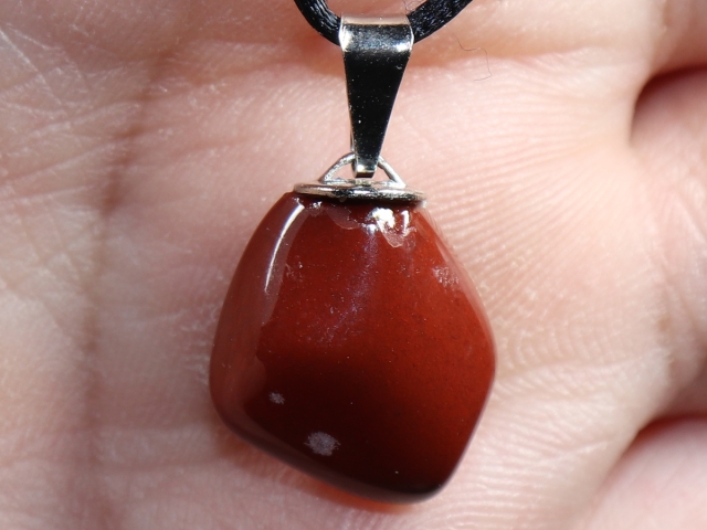 roter Jaspis mit Band oder Silber 925
