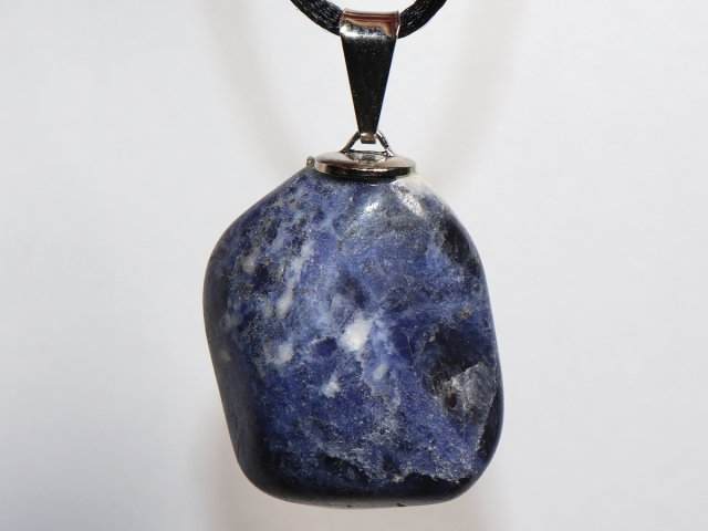 Sodalith mit Band oder Silber 925