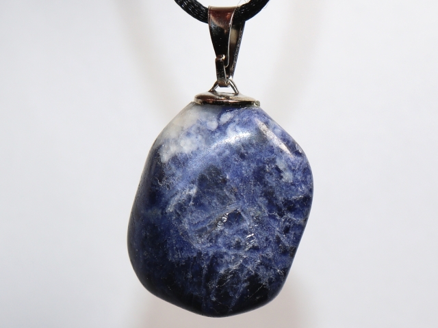 Sodalith mit Band oder Silber 925