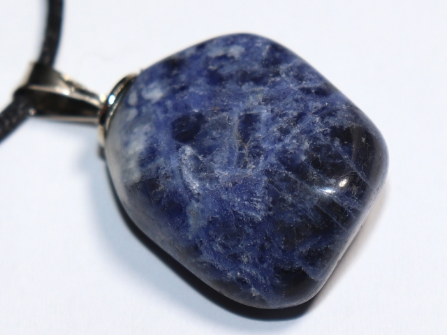 Sodalith mit Band oder Silber 925