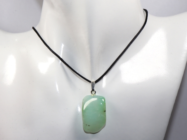chrysoprase with cord or silver 925