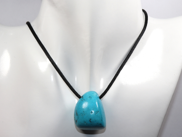 Türkis (rek.) mit Nylonband