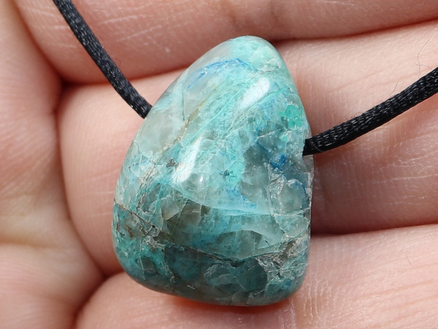 Chrysokoll und Shattuckit in Quarz mit Band oder Silber 925