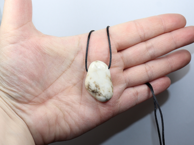 howlite with cord or silver 925