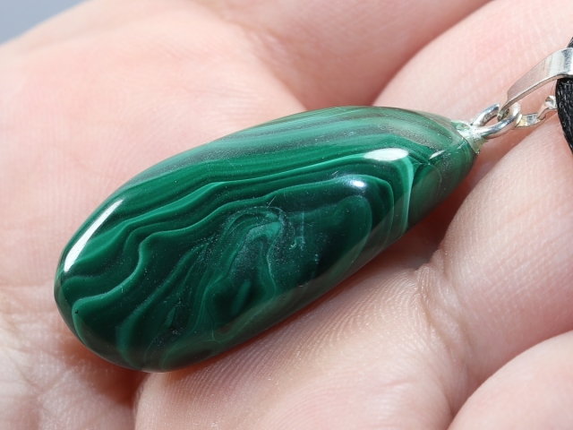 malachite with cord or silver 925