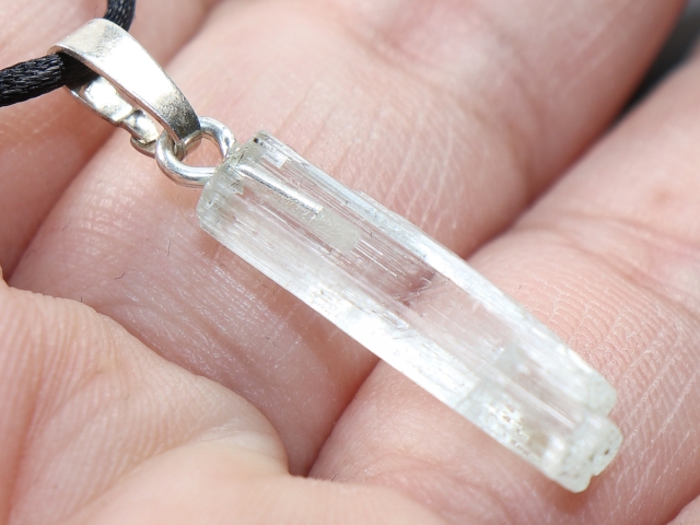 aquamarine with cord or silver 925
