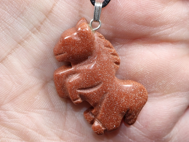 gold sandstone with cord or silver 925
