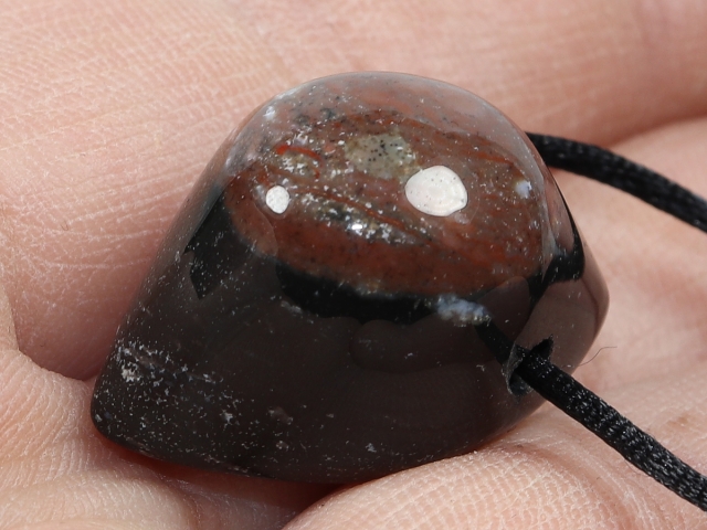 eye agate (sardonyx) with cord or silver 925