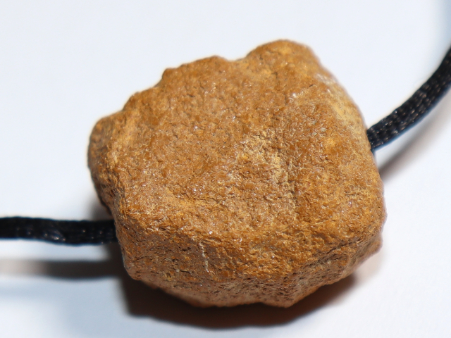 gelber Jaspis mit Band oder Silber 925