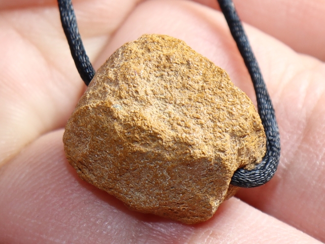 gelber Jaspis mit Band oder Silber 925