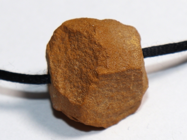 gelber Jaspis mit Band oder Silber 925