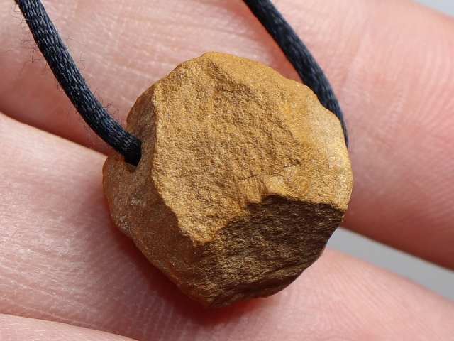 gelber Jaspis mit Band oder Silber 925