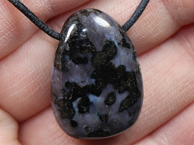 Gabbro mit Band oder Silber 925