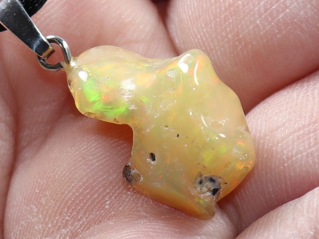 precious opal with cord or silver 925