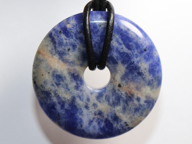 Preview: sodalite with cord