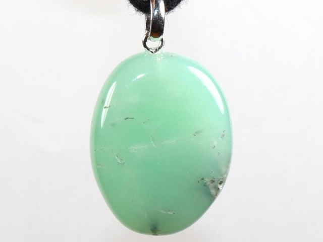 Chrysoprase on cord
