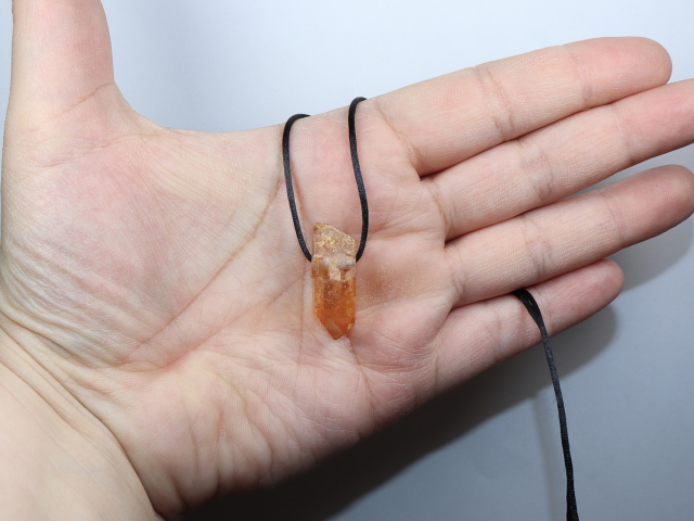 Lemuria-Kristall mit Band oder Silber 925