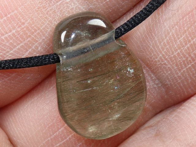 Aktinolithquarz mit Band oder Silber 925