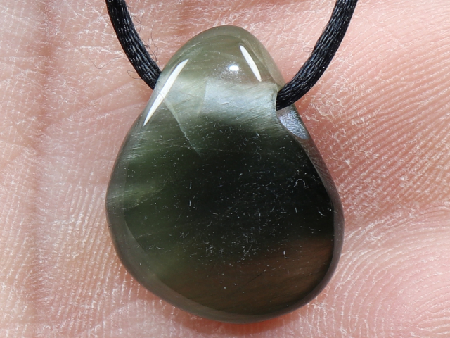 Aktinolithquarz mit Band oder Silber 925