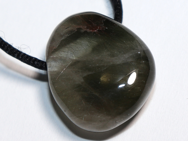 Aktinolithquarz mit Band oder Silber 925