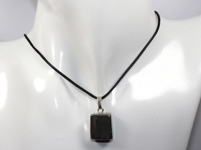 Pyrit mit Band oder Silber 925