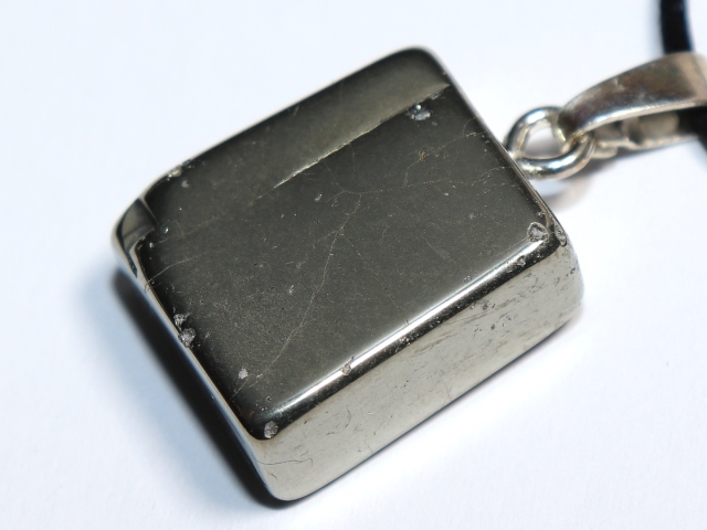 Pyrit mit Band oder Silber 925