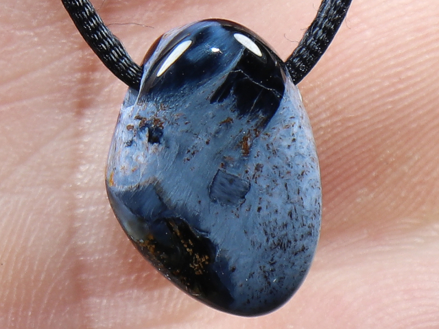 pietersite with cord