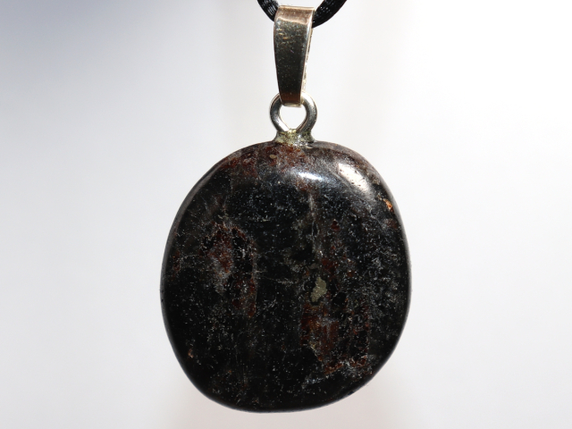 anthophyllite with cord or silver 925