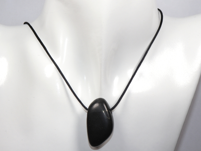 Preview: shungite with cord or silver 925