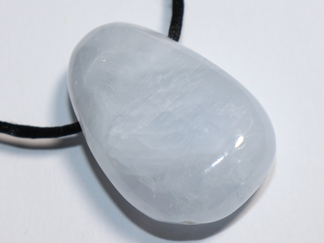 blauer Calcit mit Band oder Silber 925