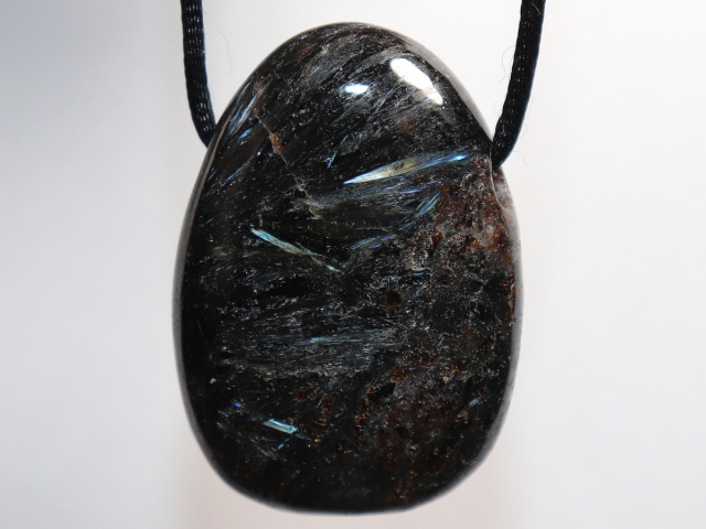 Preview: anthophyllite with cord or silver 925