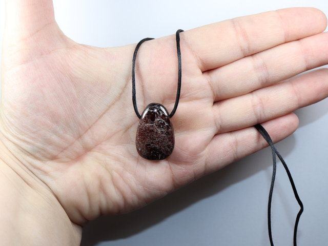 Granat mit Band oder Silber 925