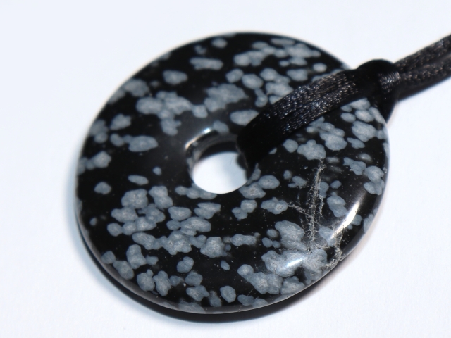 snowflake obsidian with cord