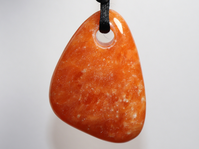 fire calcite with cord