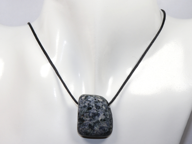 Preview: Glaukophan mit Band oder Silber 925