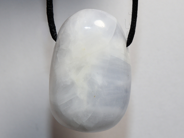 Preview: blauer Calcit mit Band oder Silber 925