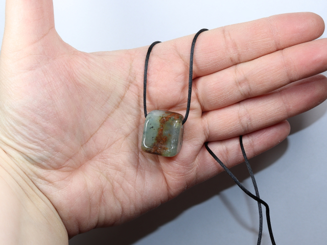 chrysoprase with cord or silver 925