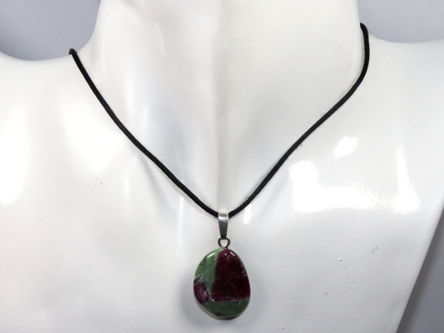ruby in zoisite with cord or silver 925
