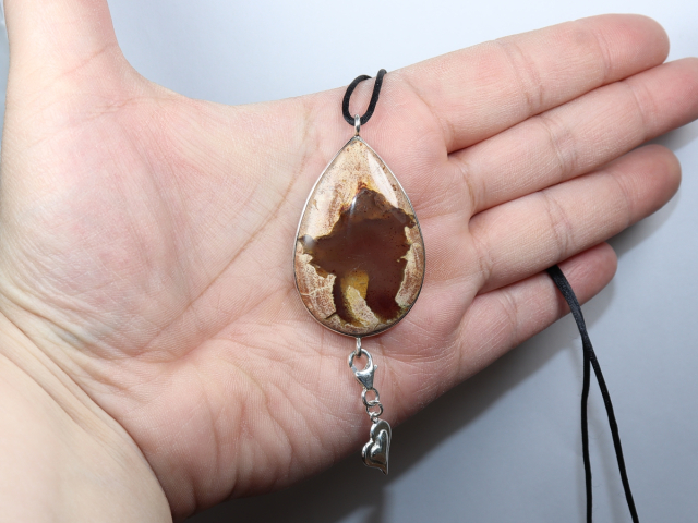 Amulettstein mit Band oder Silber 925